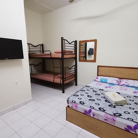 Nipahmas Chalet Pekan Pangkor Extérieur photo